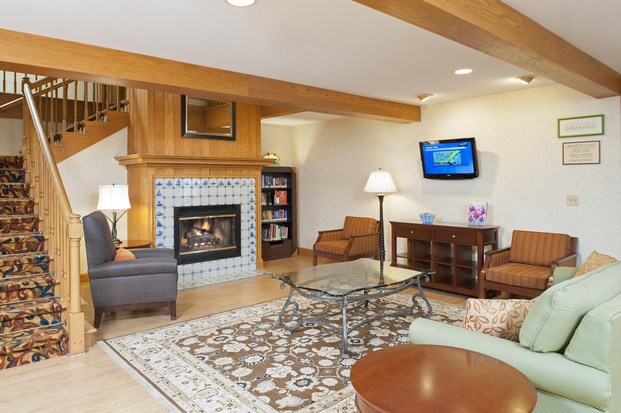 Country Inn & Suites By Radisson, Holland, MI - thumb 27