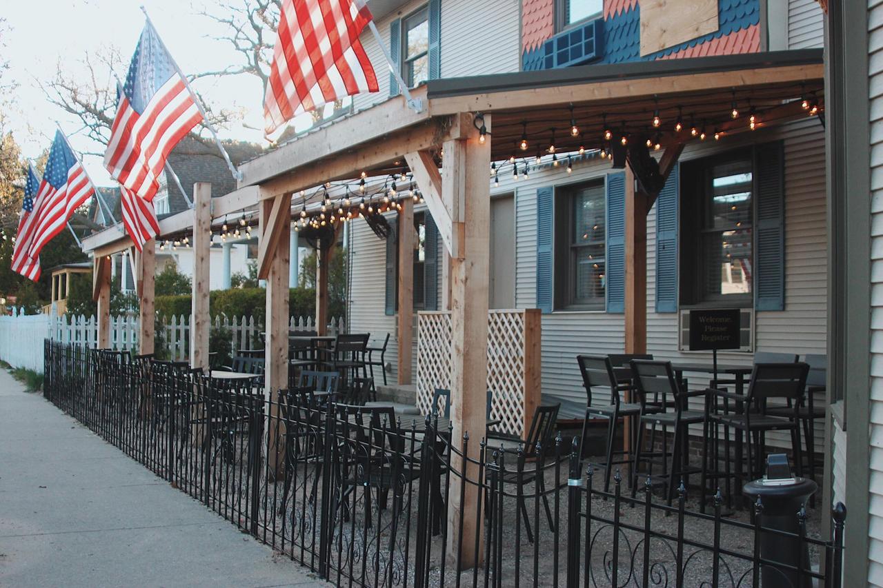 The Hotel Frankfort - thumb 1