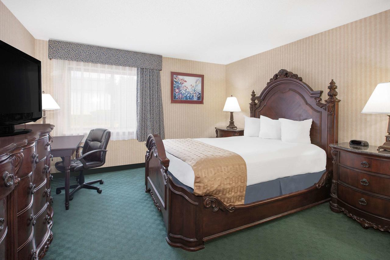 Baymont By Wyndham Flint - thumb 10