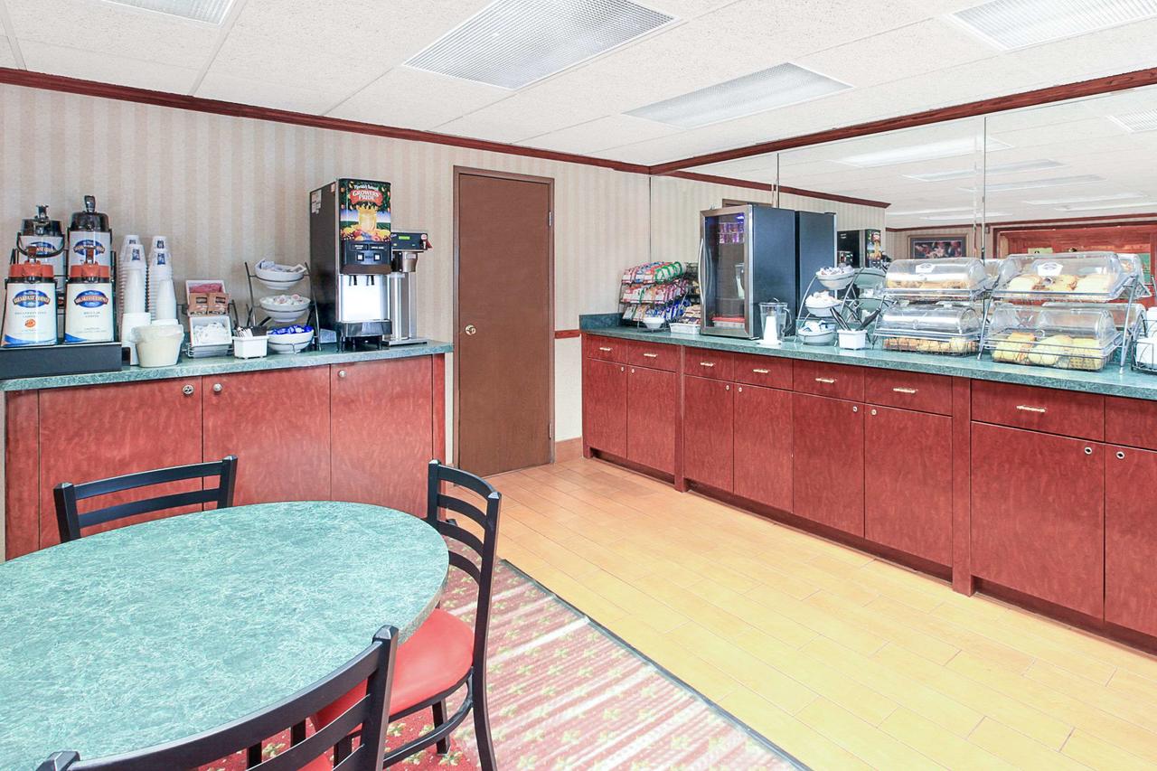 Baymont By Wyndham Flint - thumb 2