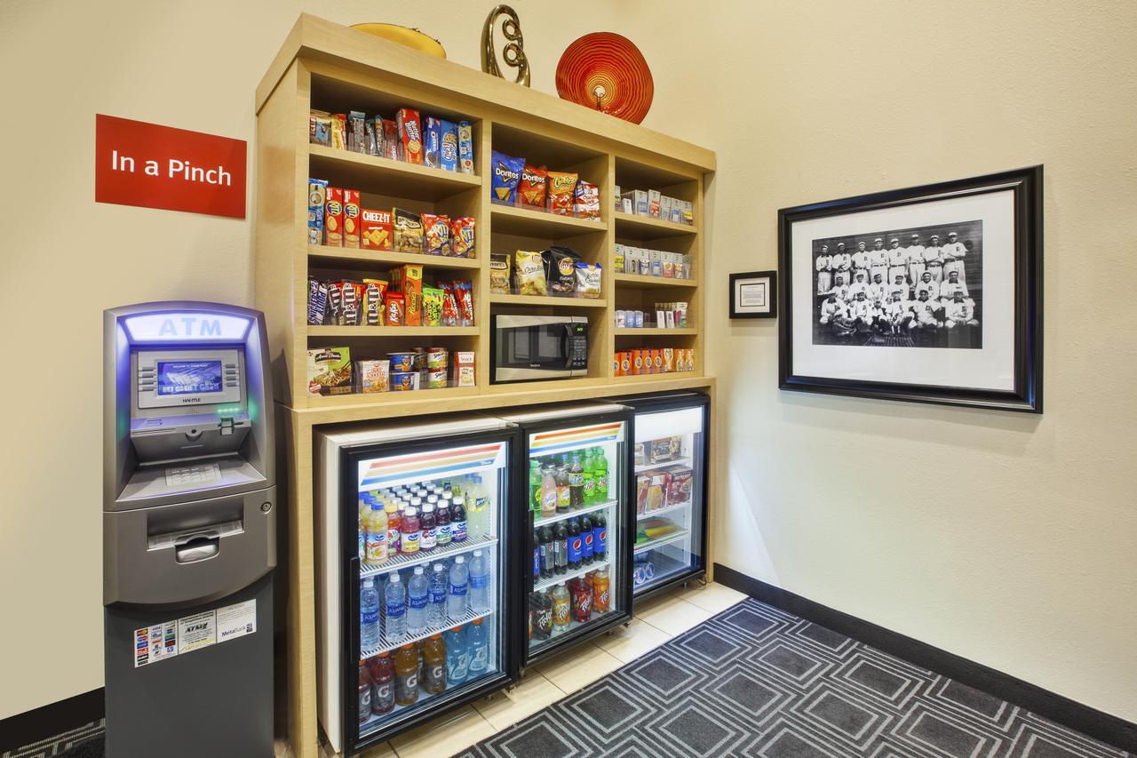 TownePlace Suites Detroit Dearborn - thumb 16