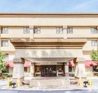 Baymont by Wyndham Kalamazoo - Accommodation Michigan