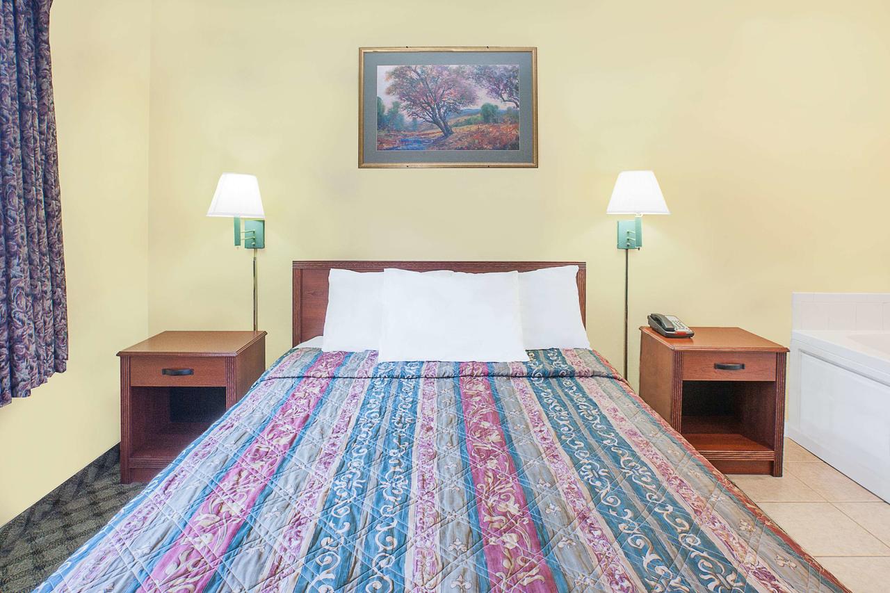 Knights Inn Kalamazoo - thumb 22