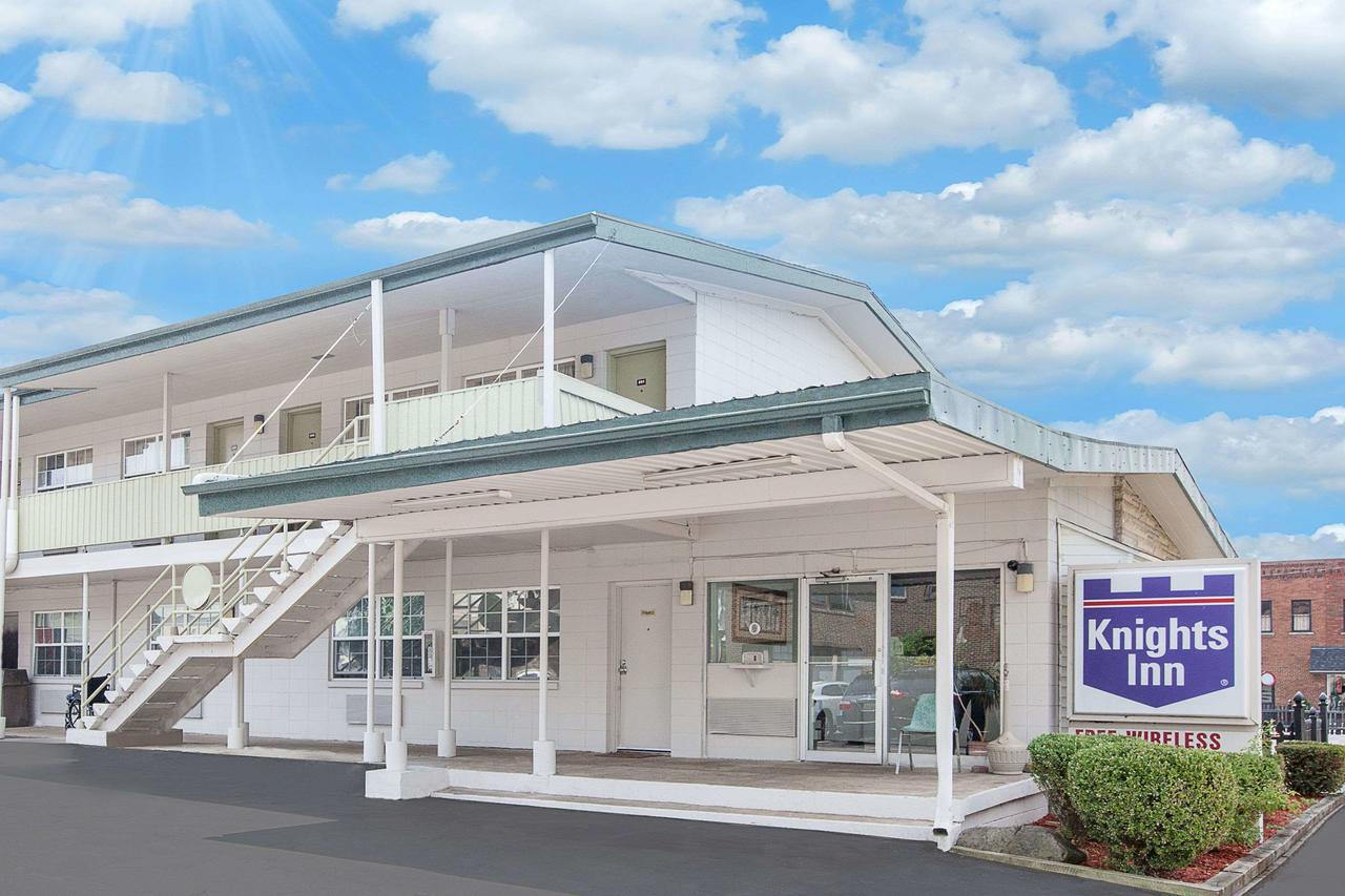 Knights Inn Kalamazoo - thumb 0