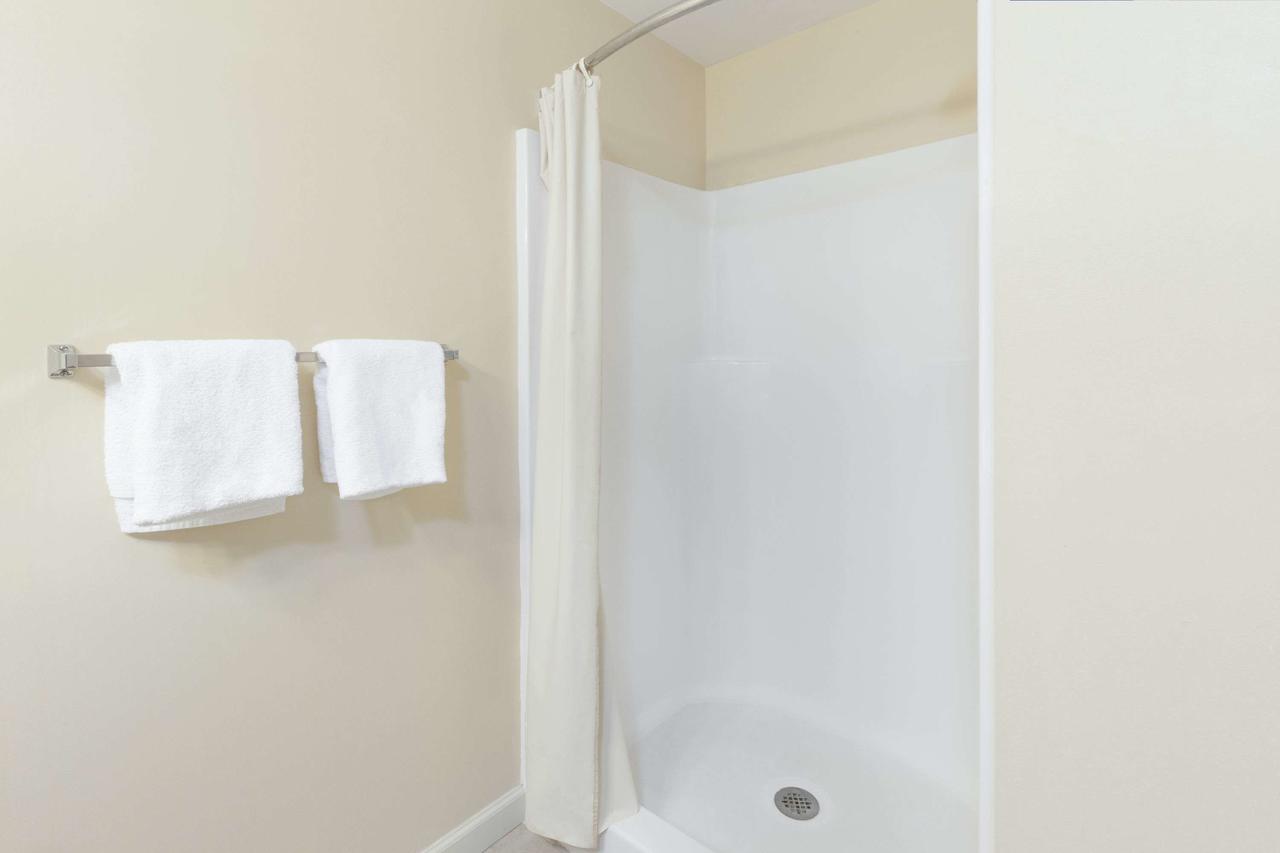 Knights Inn Kalamazoo - thumb 26