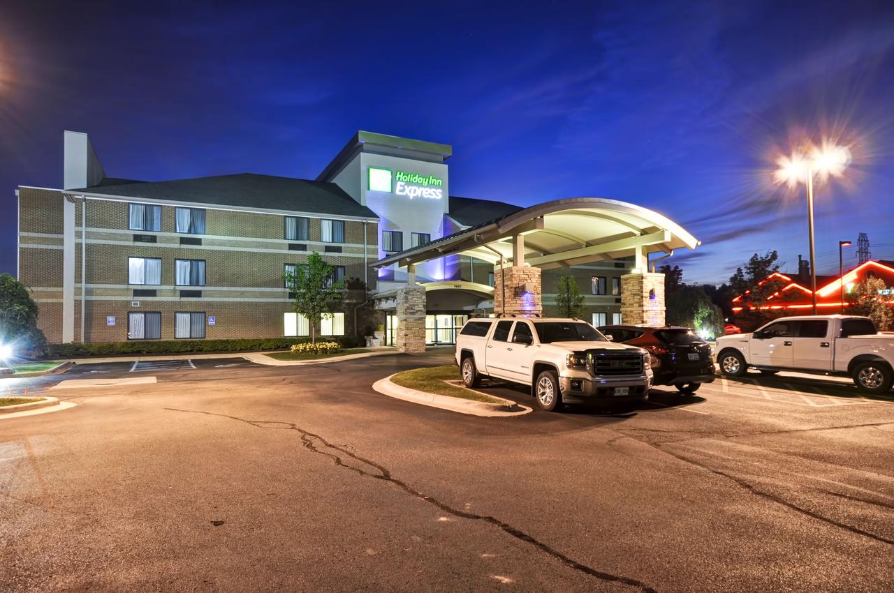 Holiday Inn Express Romulus / Detroit Airport - thumb 13