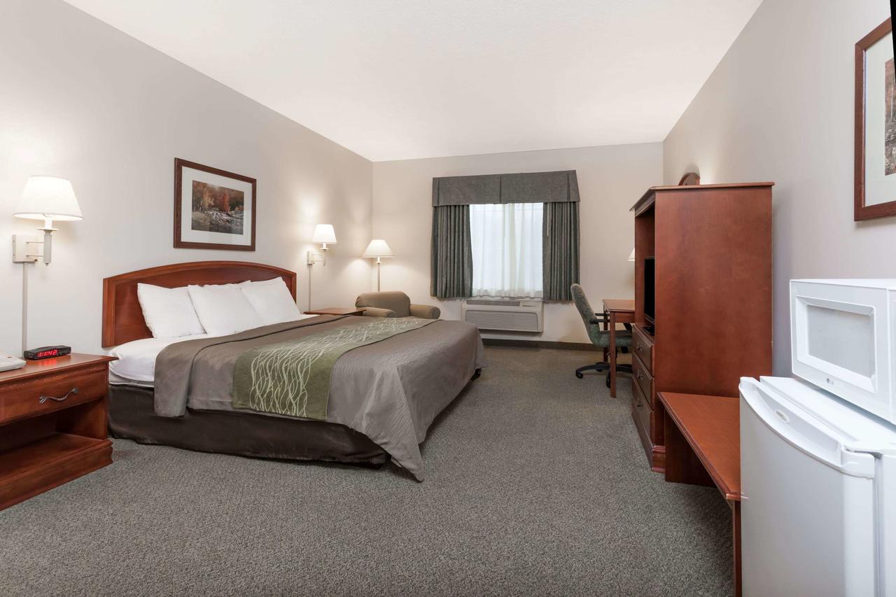 Days Inn By Wyndham Pentwater - thumb 23