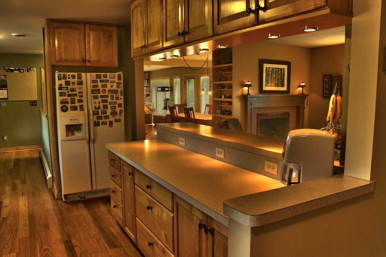 Geaux House! .75 Mile Walk To Big House. W/ BBall Court - thumb 15