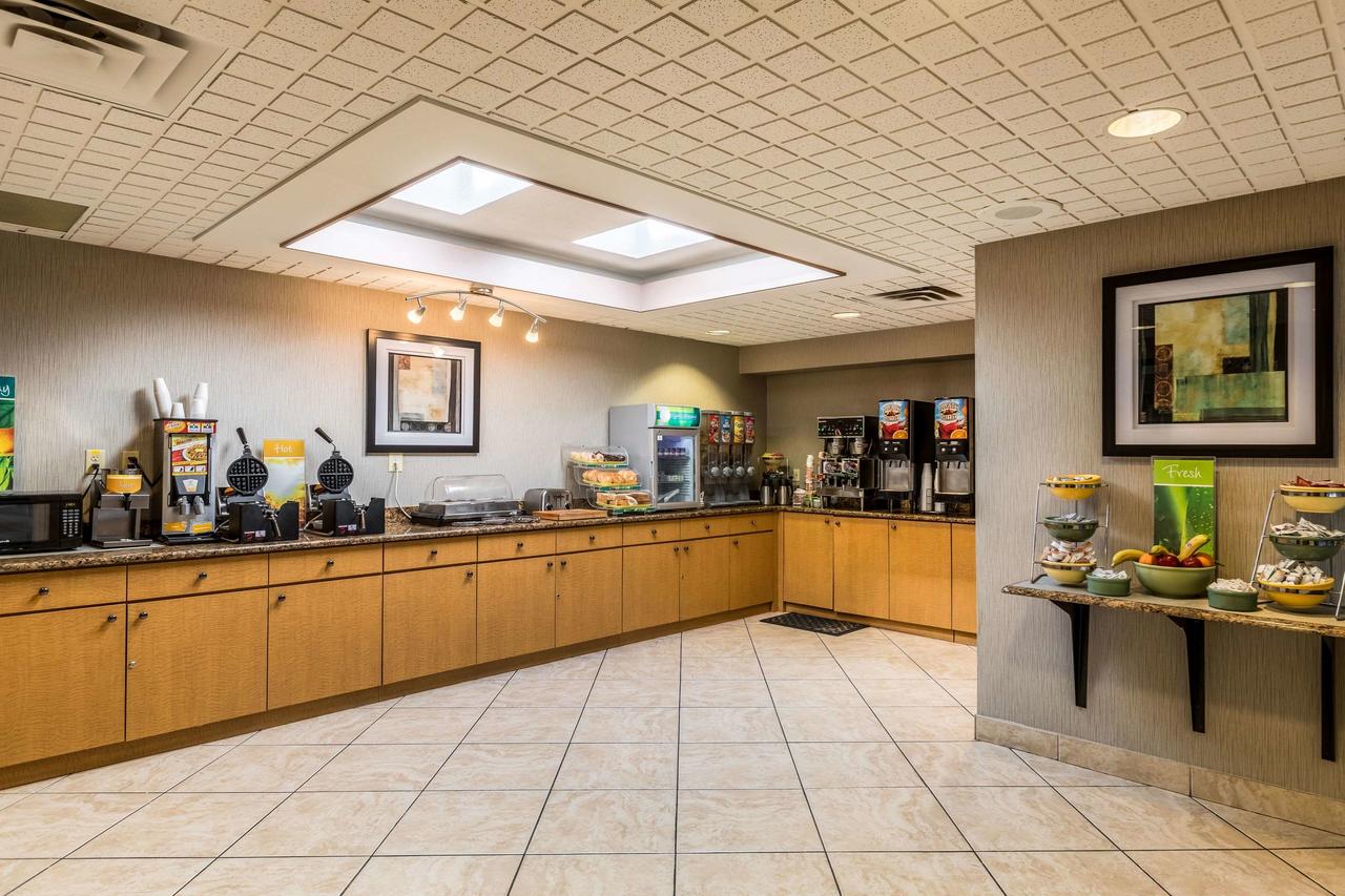 Quality Inn University Lansing - thumb 4