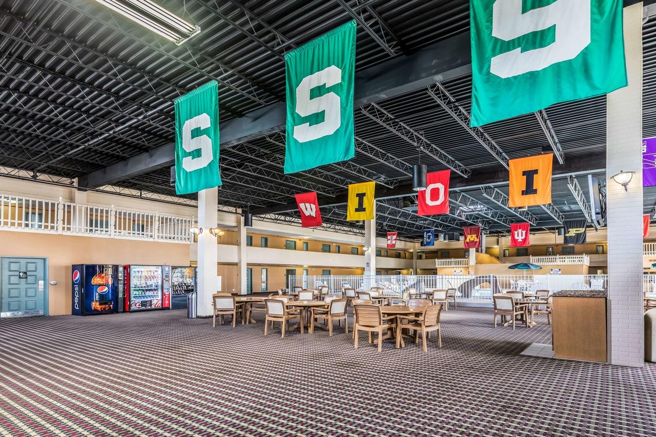 Quality Inn University Lansing - thumb 10