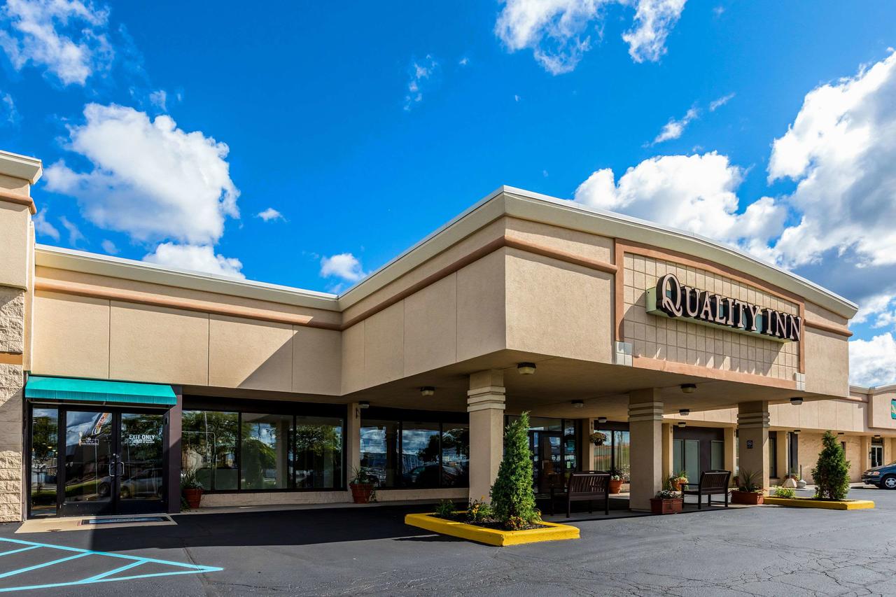 Quality Inn University Lansing - thumb 2