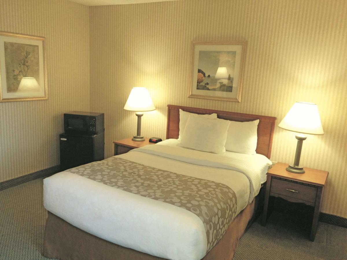 La Quinta Inn By Wyndham Detroit Southgate - thumb 17