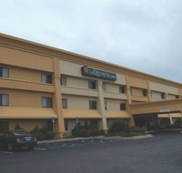 La Quinta Inn by Wyndham Detroit Southgate - Accommodation Michigan