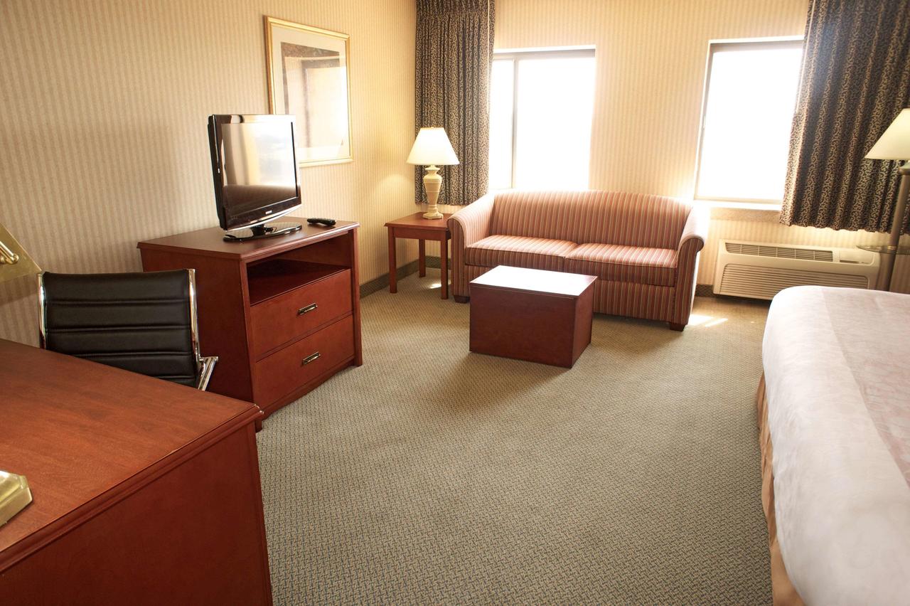 La Quinta Inn By Wyndham Detroit Southgate - thumb 9