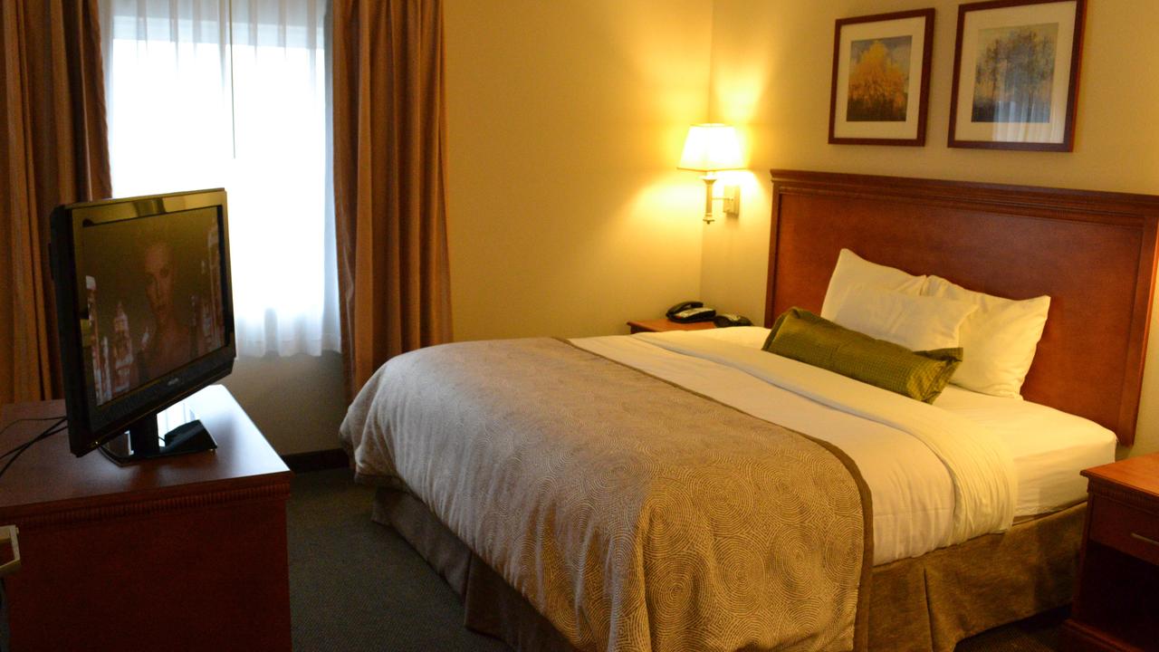 Candlewood Suites Kalamazoo - thumb 1