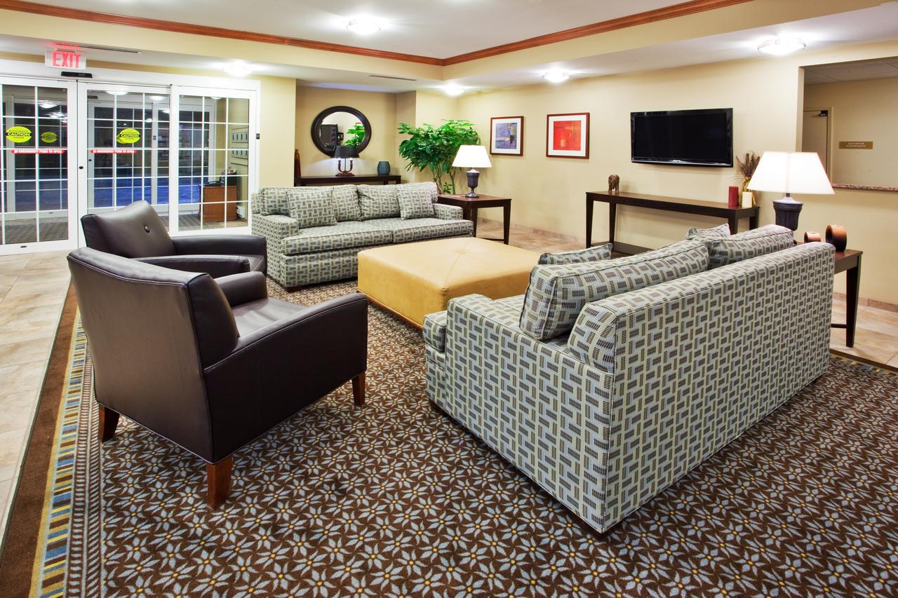 Candlewood Suites Kalamazoo - thumb 13