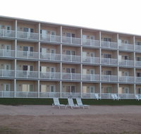 Mackinaw Beach and Bay Inn  Suites - Accommodation Michigan