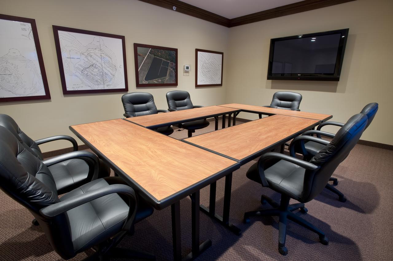 The Rockwell Lake Lodge - thumb 33