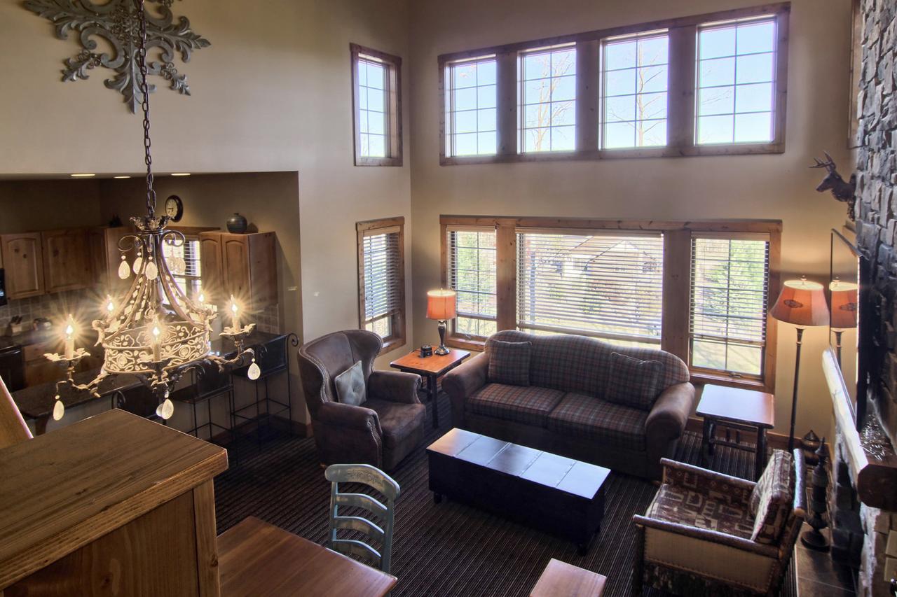 7317 Creekside Condo - thumb 6