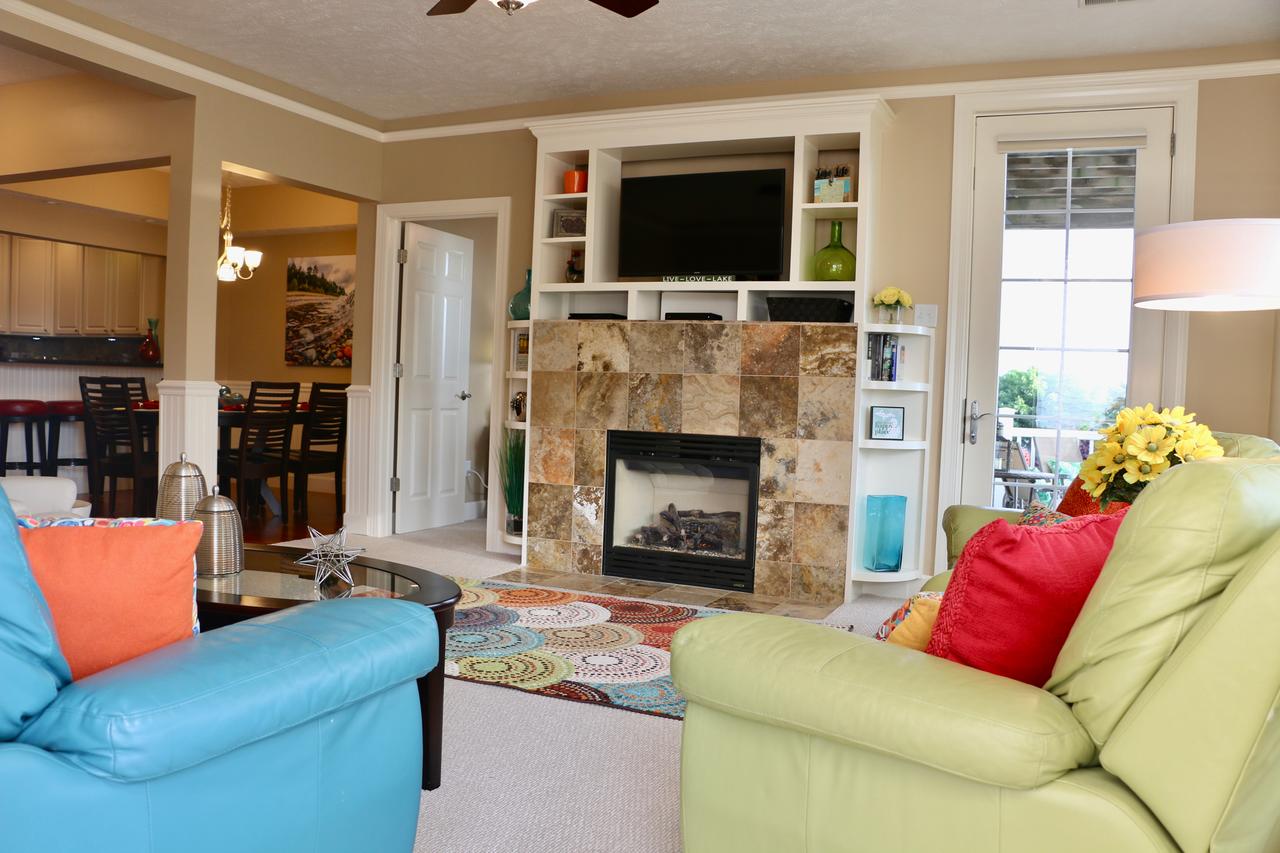 Lakeside Escape - thumb 3