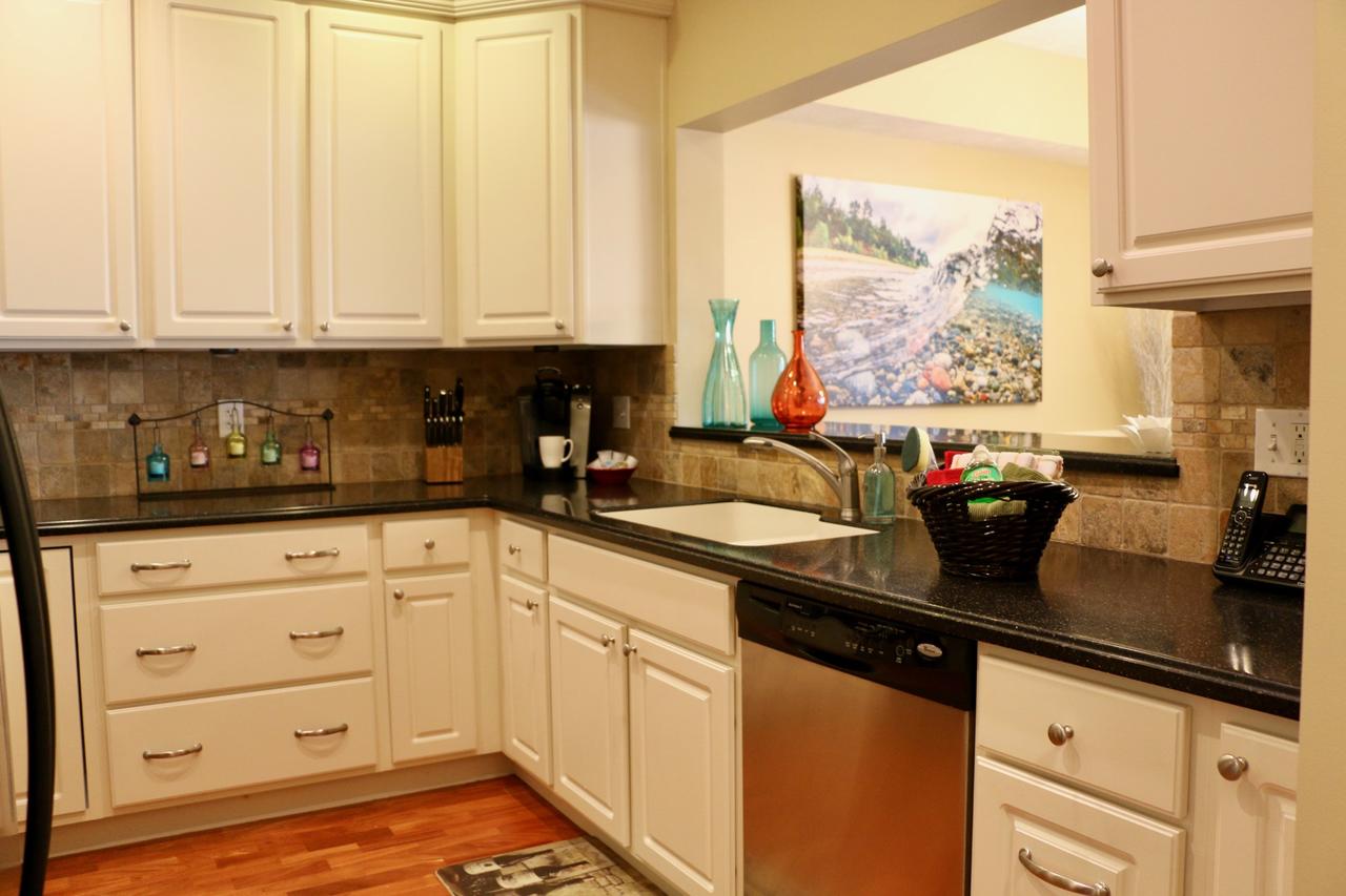 Lakeside Escape - thumb 7