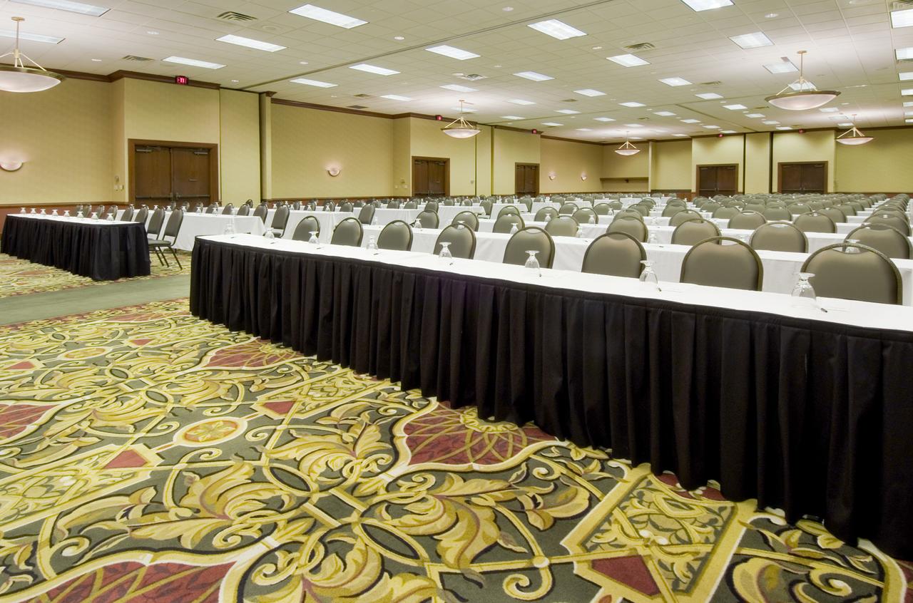 Radisson Hotel Lansing At The Capitol - thumb 23