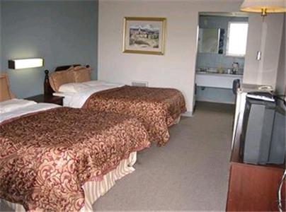 Tecumseh Inn Motel - thumb 1