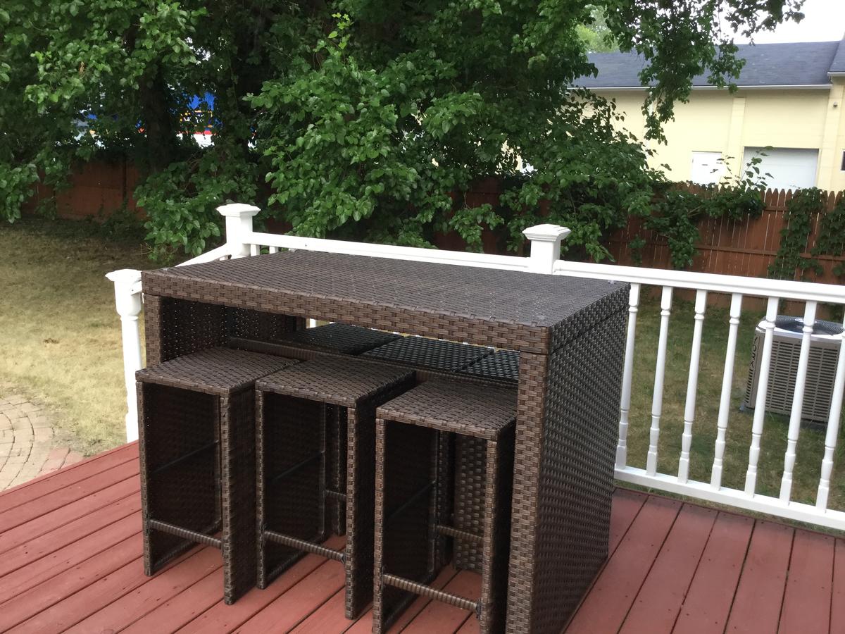 Custom-Built Home In The Heart Of Depot Town - thumb 20