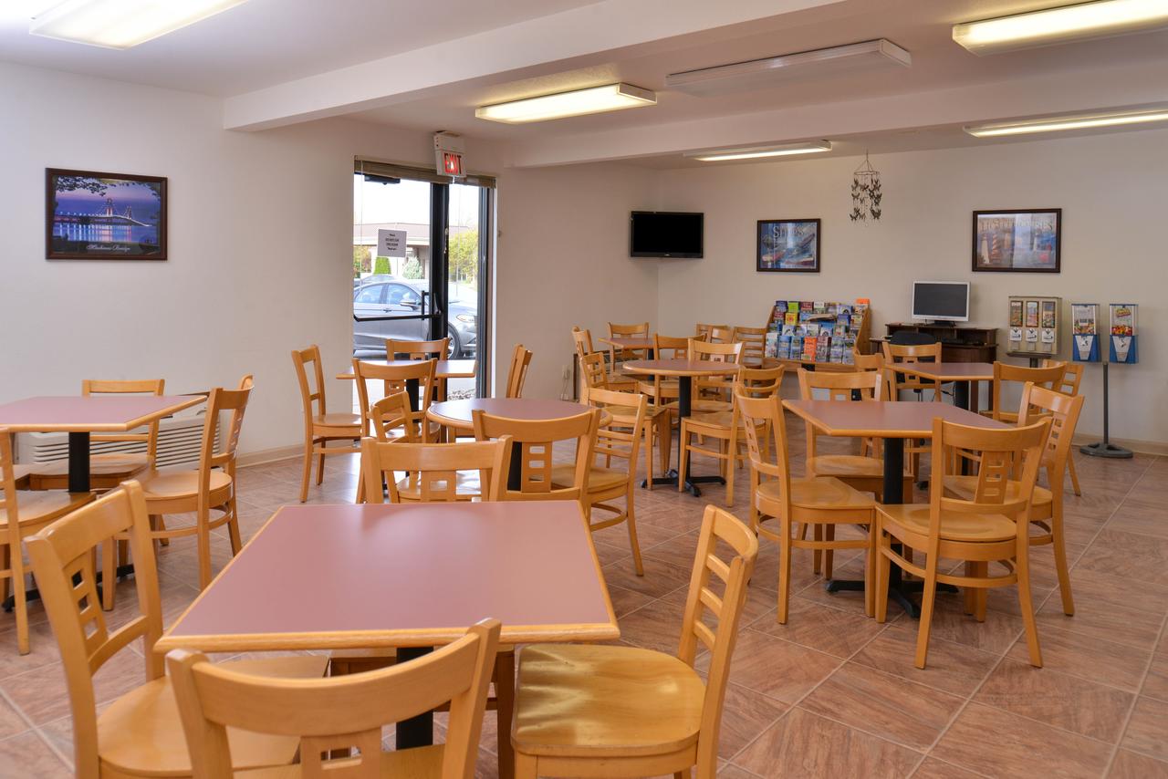 Americas Best Value Inn & Suites-Birch Run - thumb 8