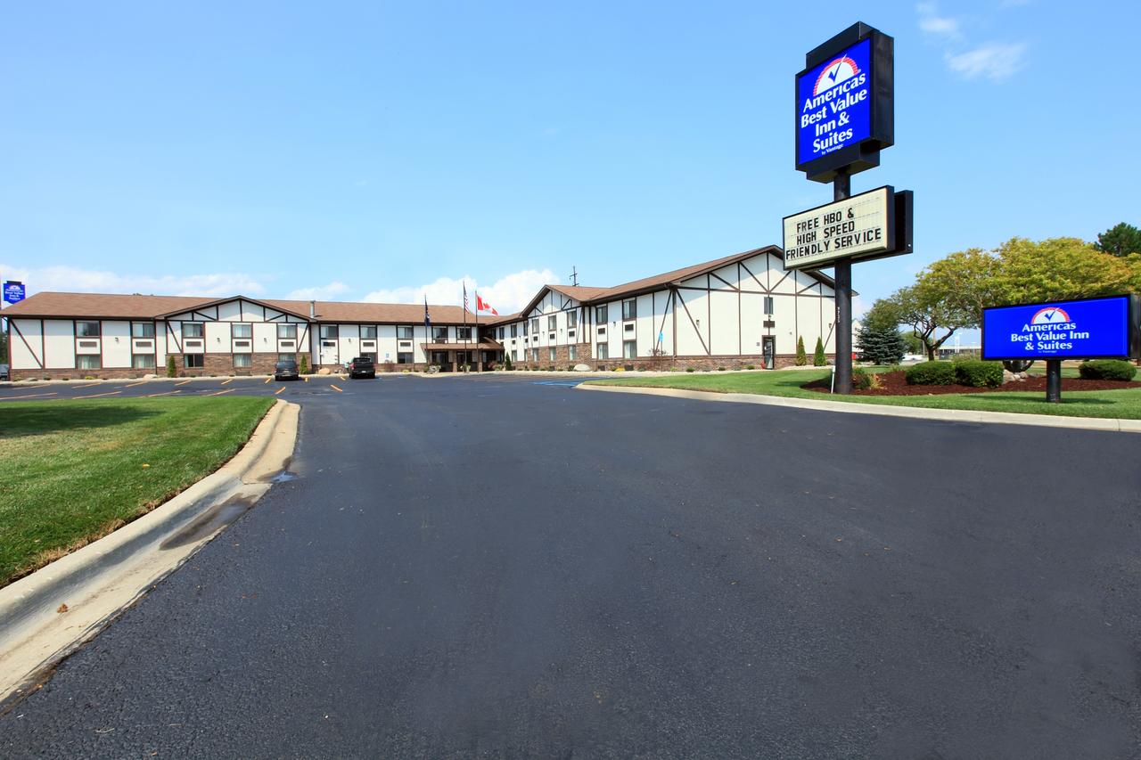 Americas Best Value Inn & Suites-Birch Run - thumb 1