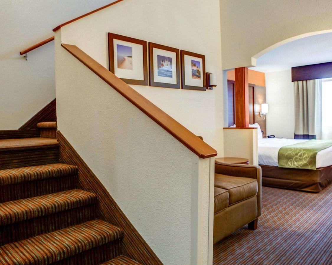 Comfort Suites Stevensville â€“ St. Joseph - thumb 28