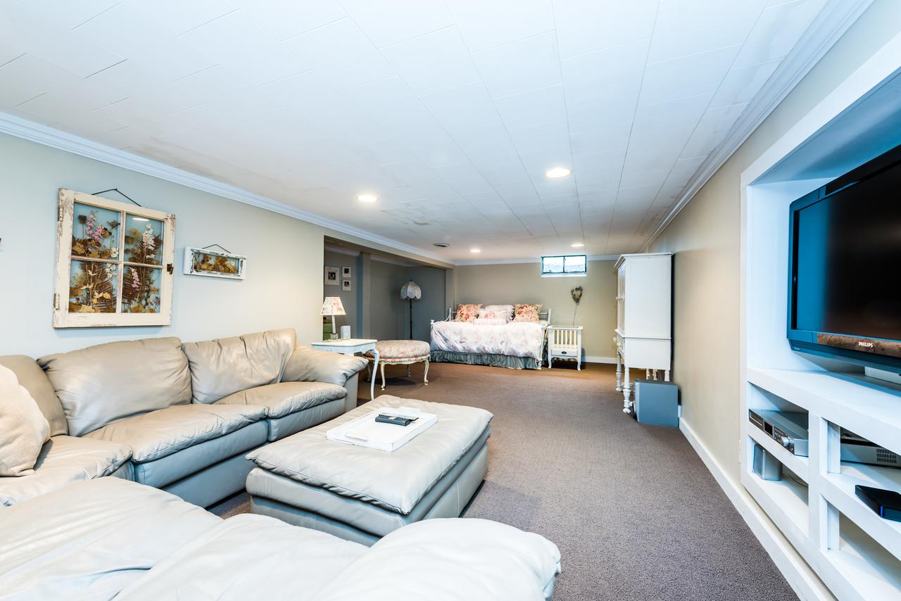 A Little Stone Beach House - thumb 9