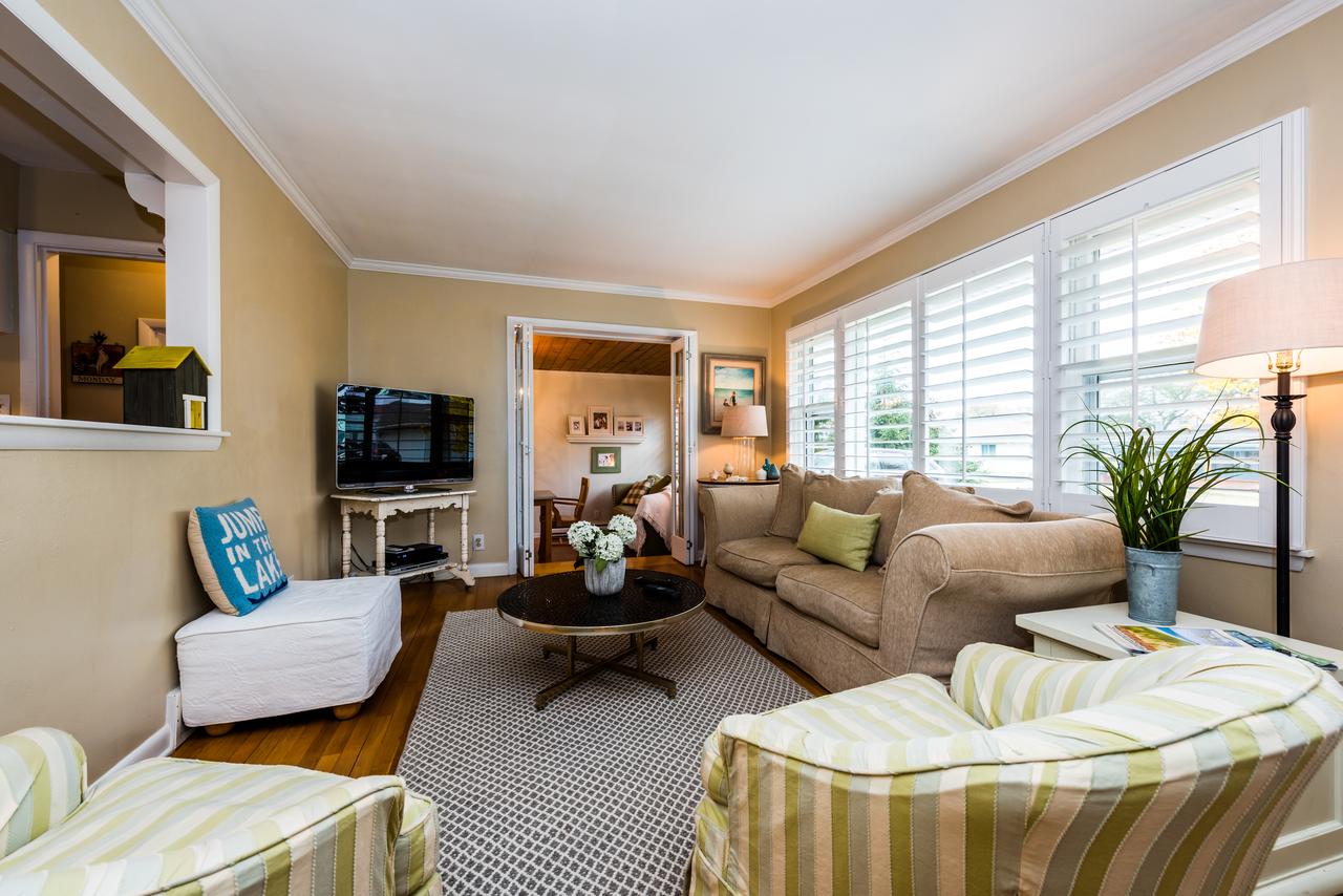 A Little Stone Beach House - thumb 28