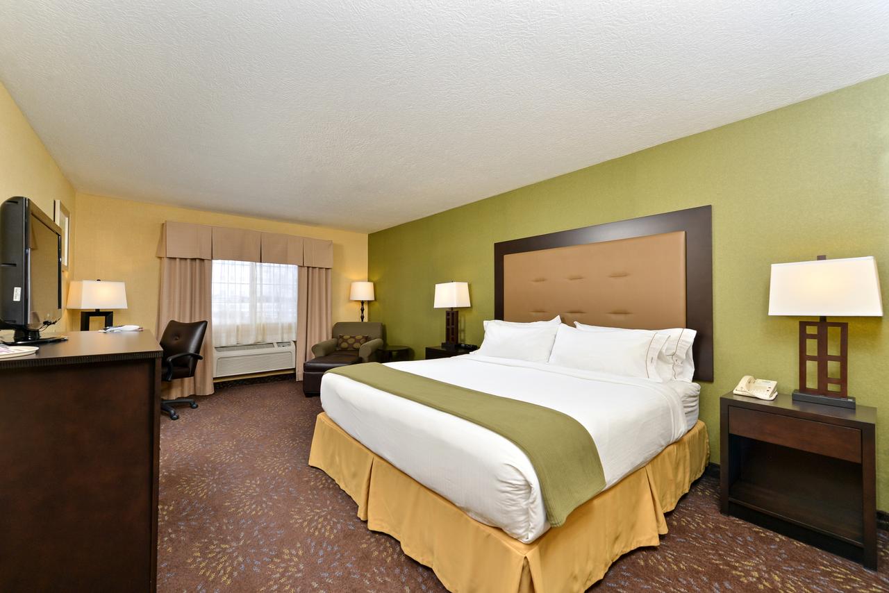 Holiday Inn Express Hotel & Suites Charlotte - thumb 12