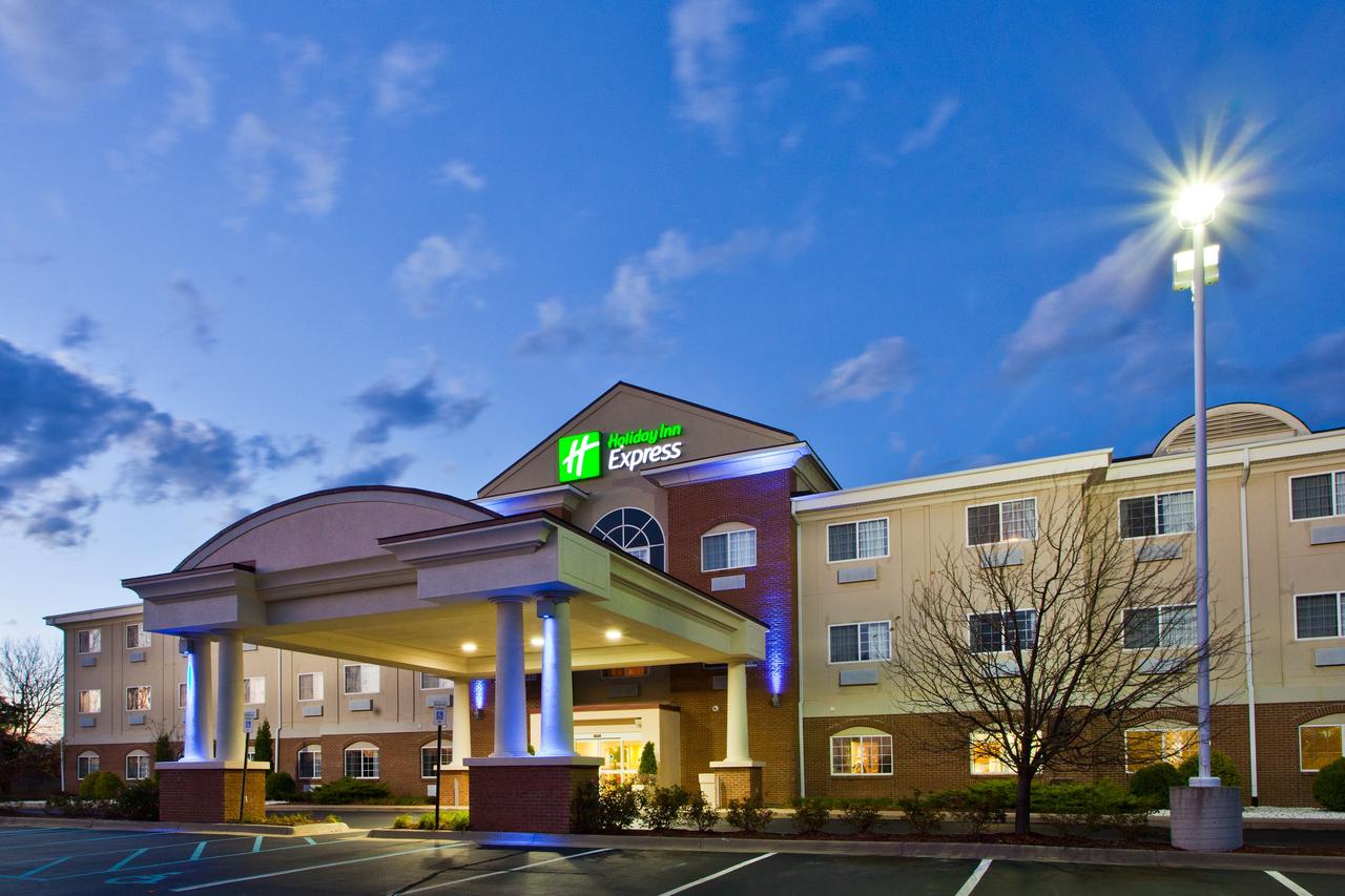 Holiday Inn Express Hotel & Suites Charlotte - thumb 33