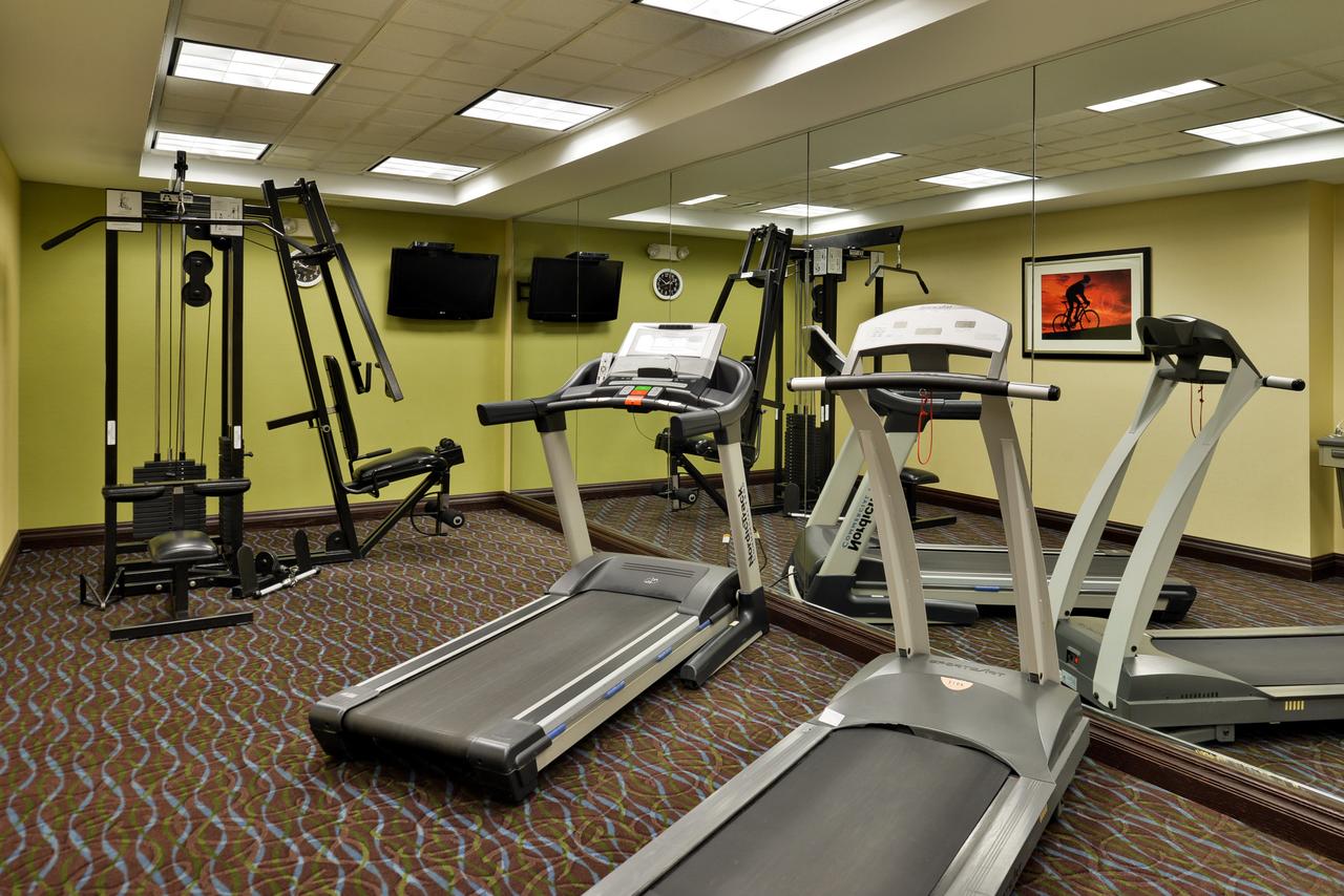 Holiday Inn Express Hotel & Suites Charlotte - thumb 30