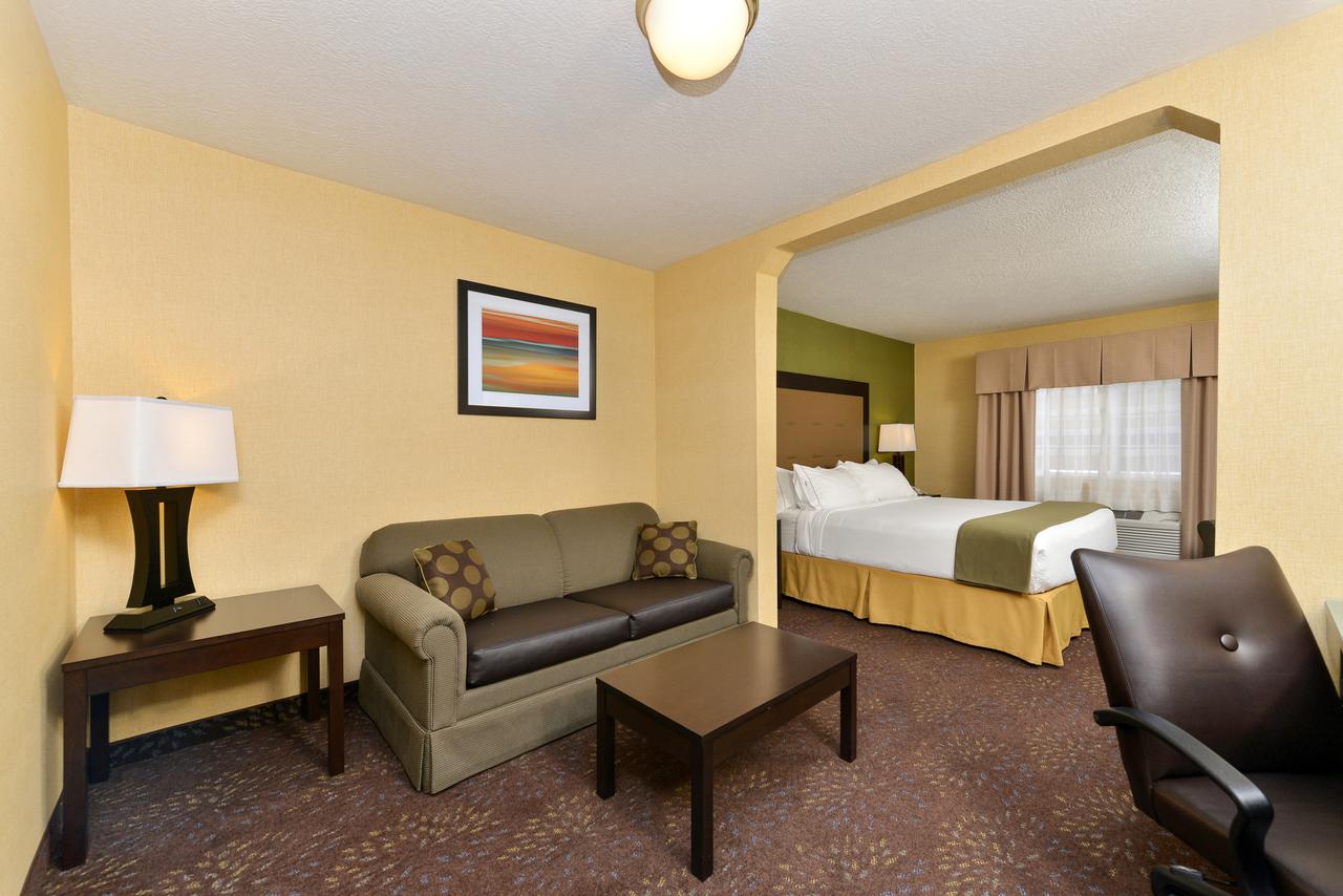 Holiday Inn Express Hotel & Suites Charlotte - thumb 10