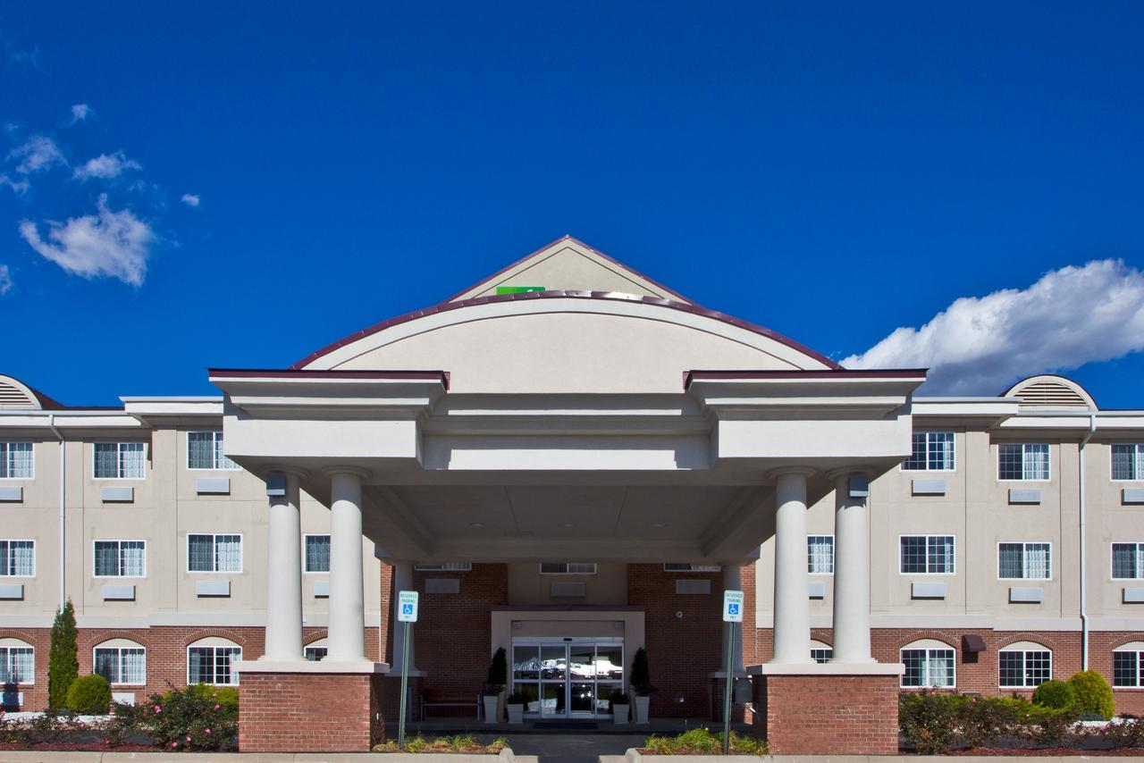 Holiday Inn Express Hotel & Suites Charlotte - thumb 34