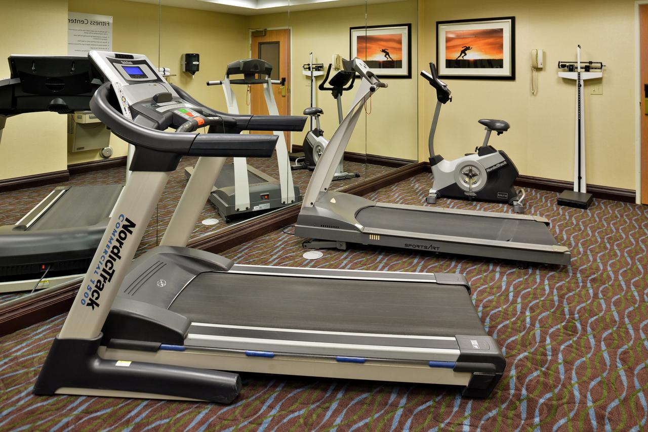 Holiday Inn Express Hotel & Suites Charlotte - thumb 27