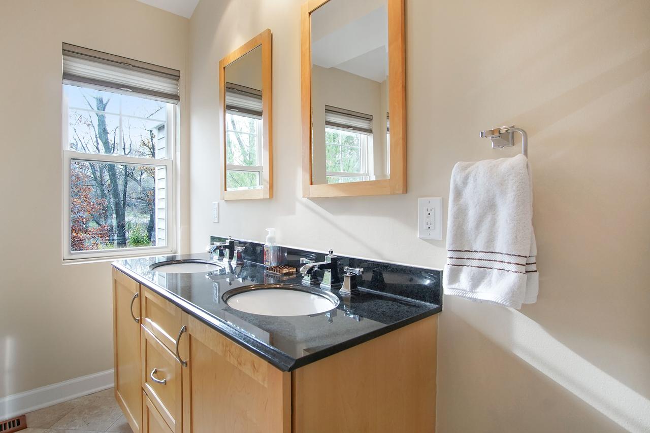 217 North Townsend Street - thumb 15