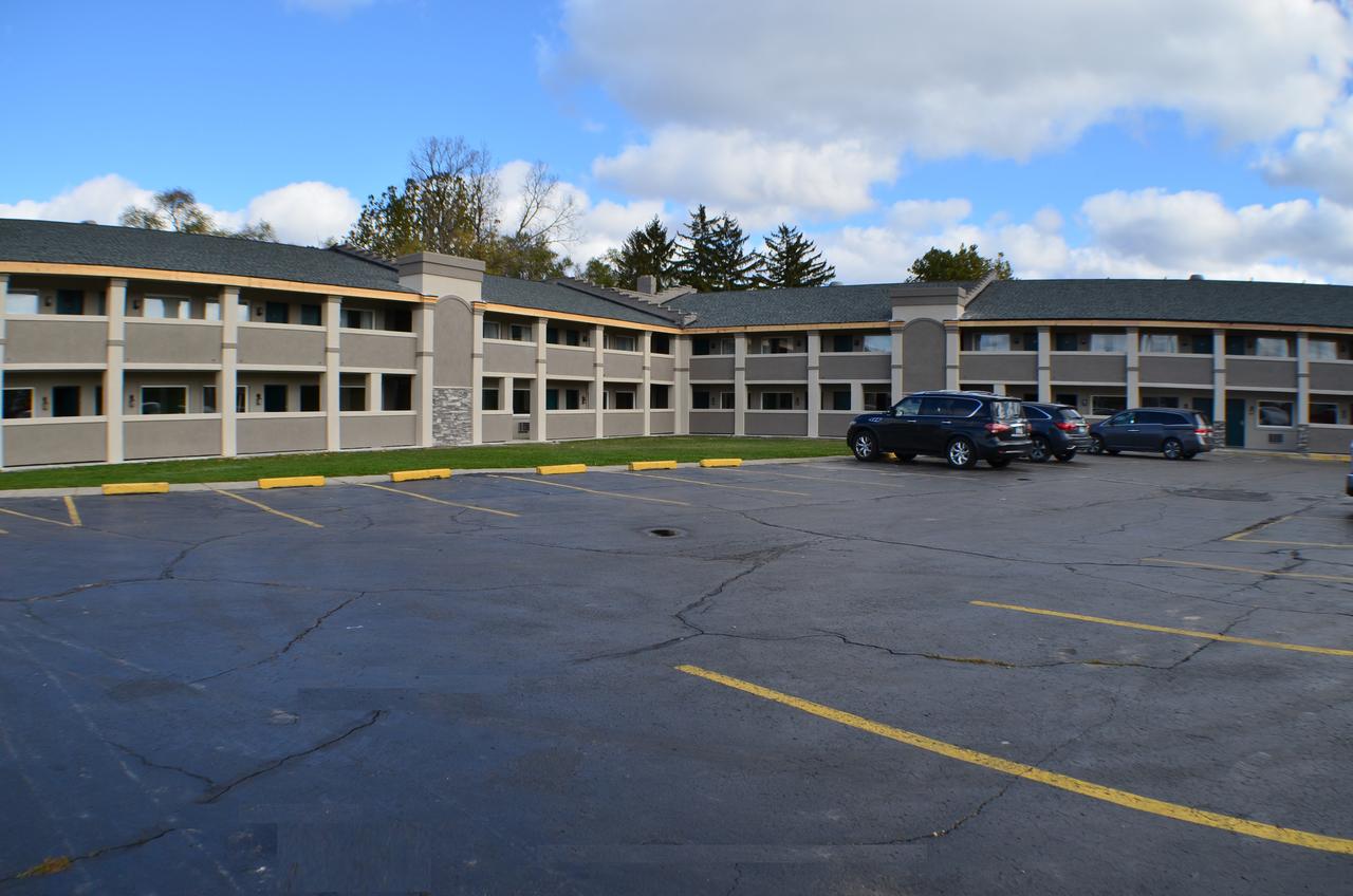 Knights Inn East Lansing - thumb 0