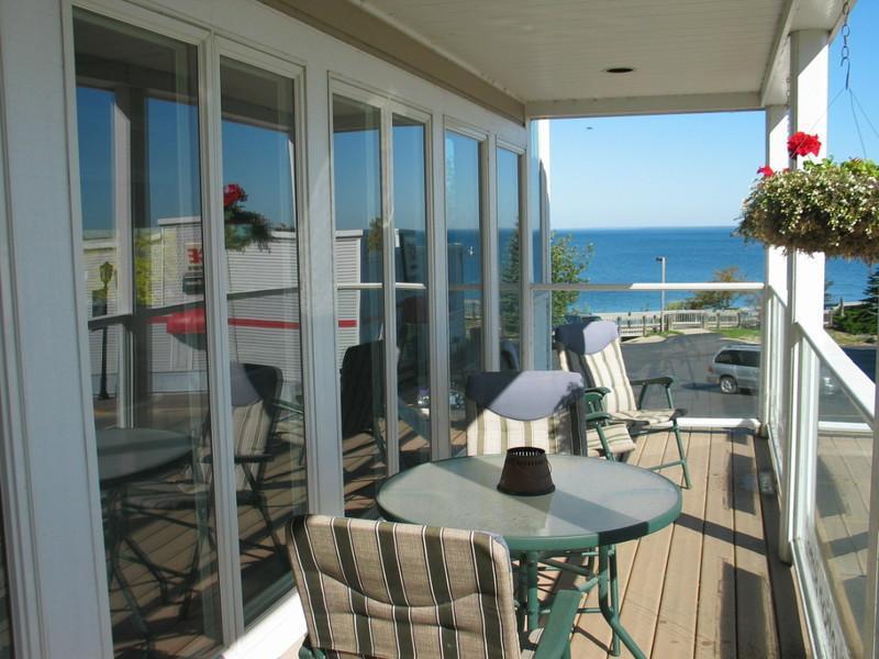 Pier Harbor #2, Condo At Saint Ignace - thumb 5