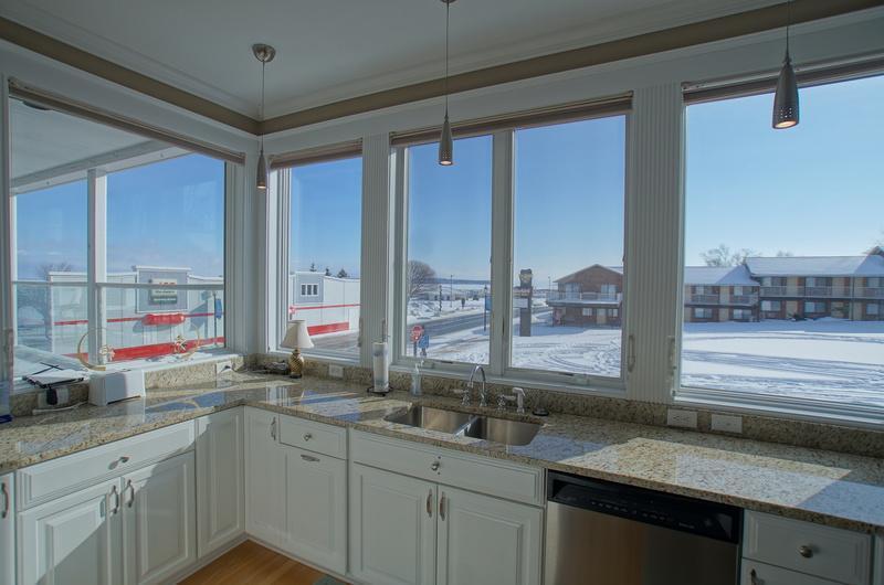 Pier Harbor #2, Condo At Saint Ignace - thumb 1