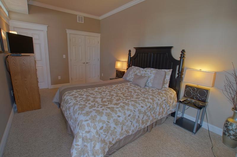 Pier Harbor #2, Condo At Saint Ignace - thumb 8