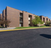 Quality Suites Hotel - Lansing - Accommodation Michigan