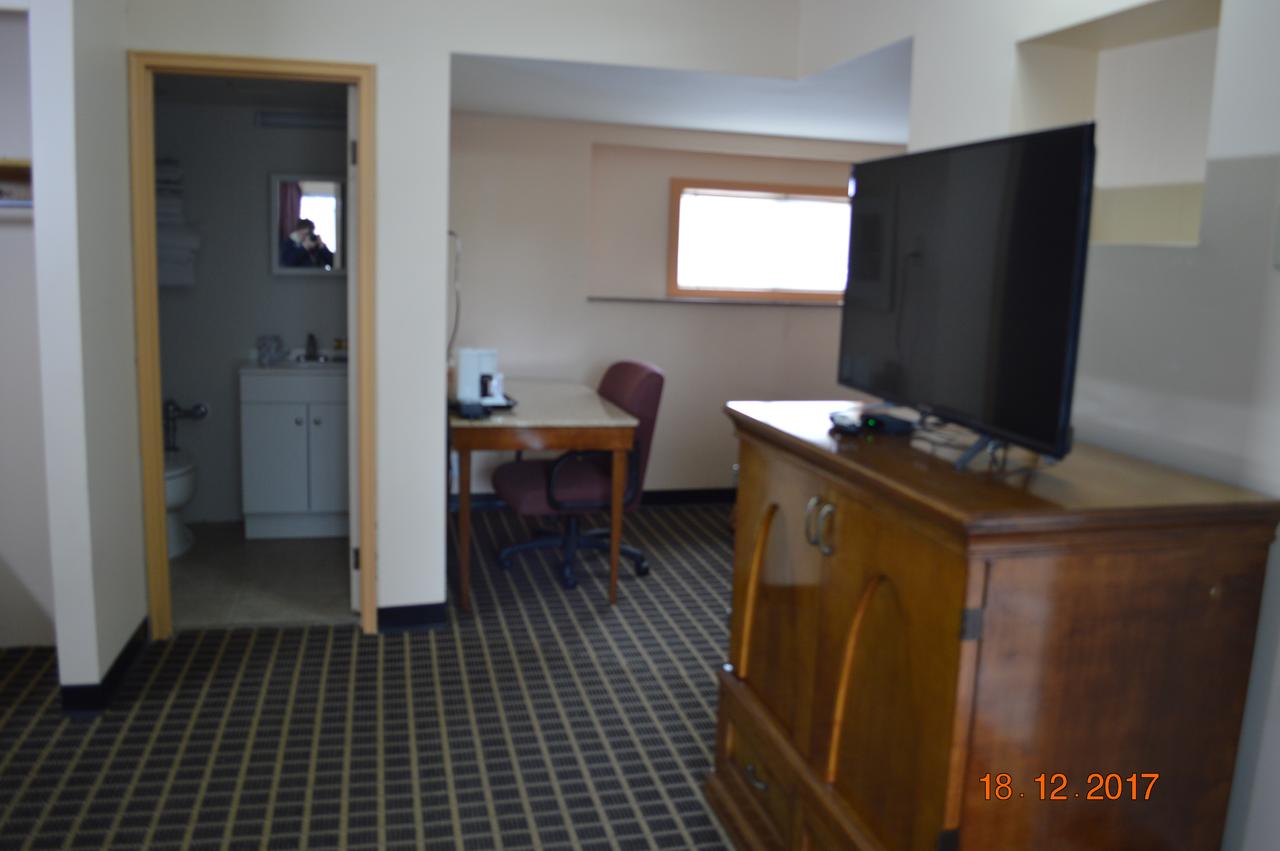 Budget Inn Of Bay City - thumb 2