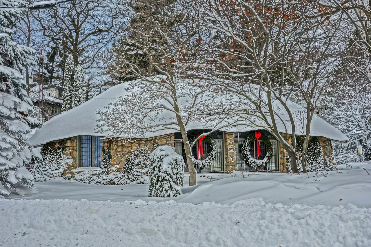 Charlevoix Inn & Suites - thumb 32