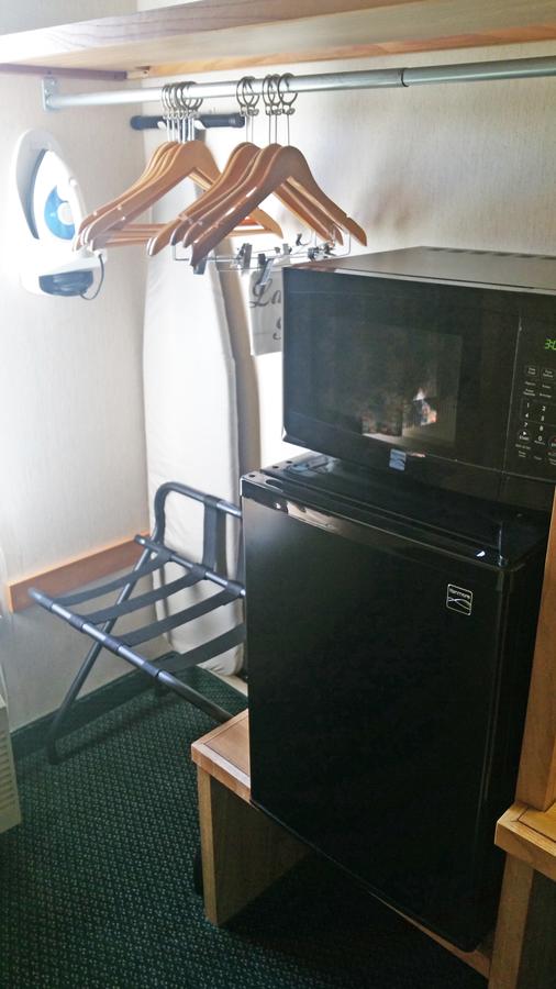 Charlevoix Inn & Suites - thumb 40