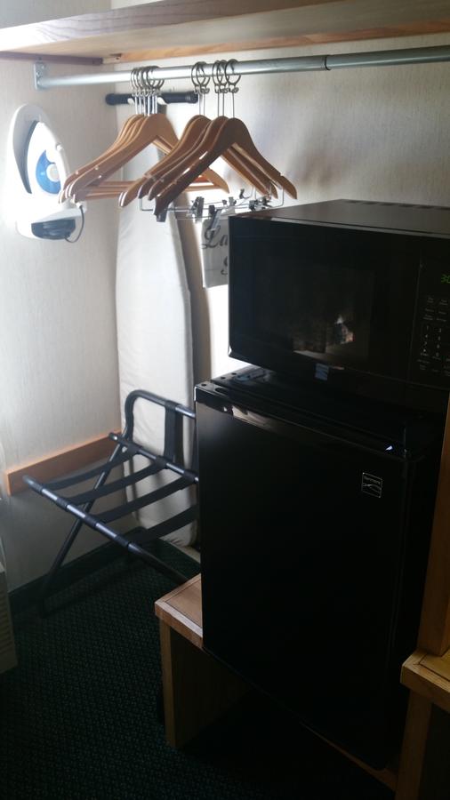 Charlevoix Inn & Suites - thumb 35