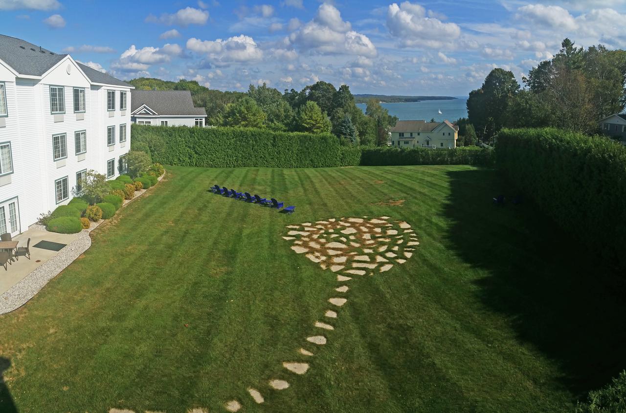 Charlevoix Inn & Suites - thumb 10